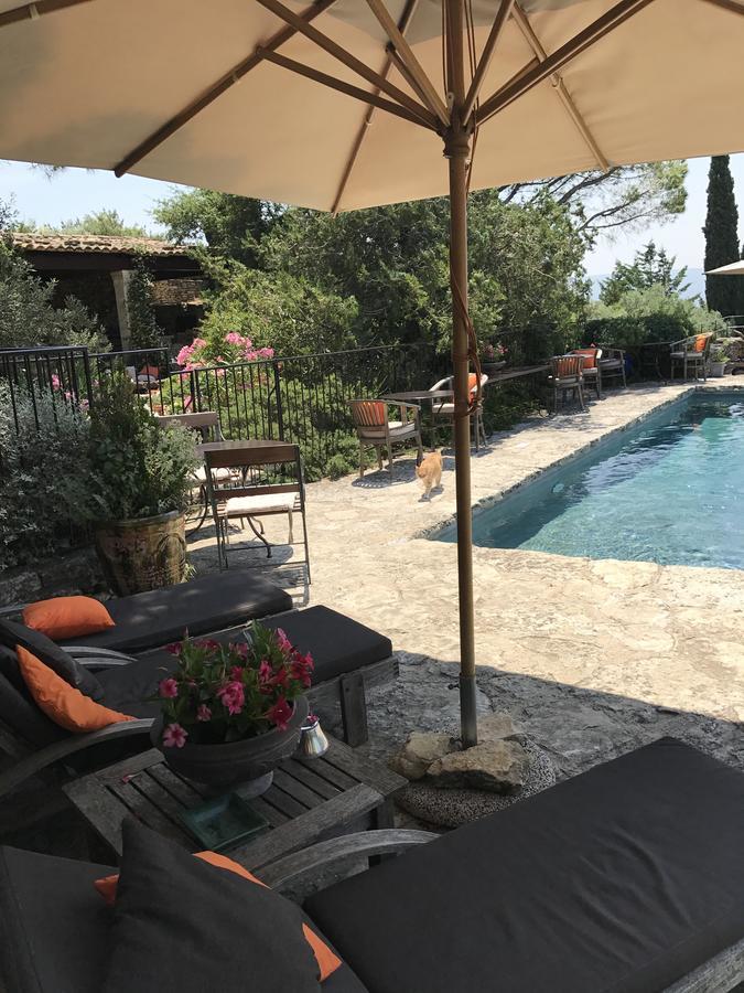 לינה וארוחת בוקר גורדס La Borie En Provence מראה חיצוני תמונה
